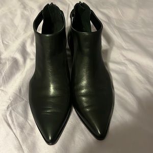 Sole Society, black bootie, size 8.5, EUC